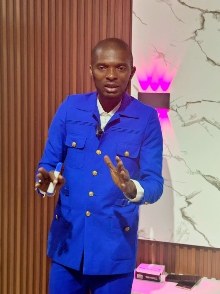 Amb. Ikebunwa Lotanna